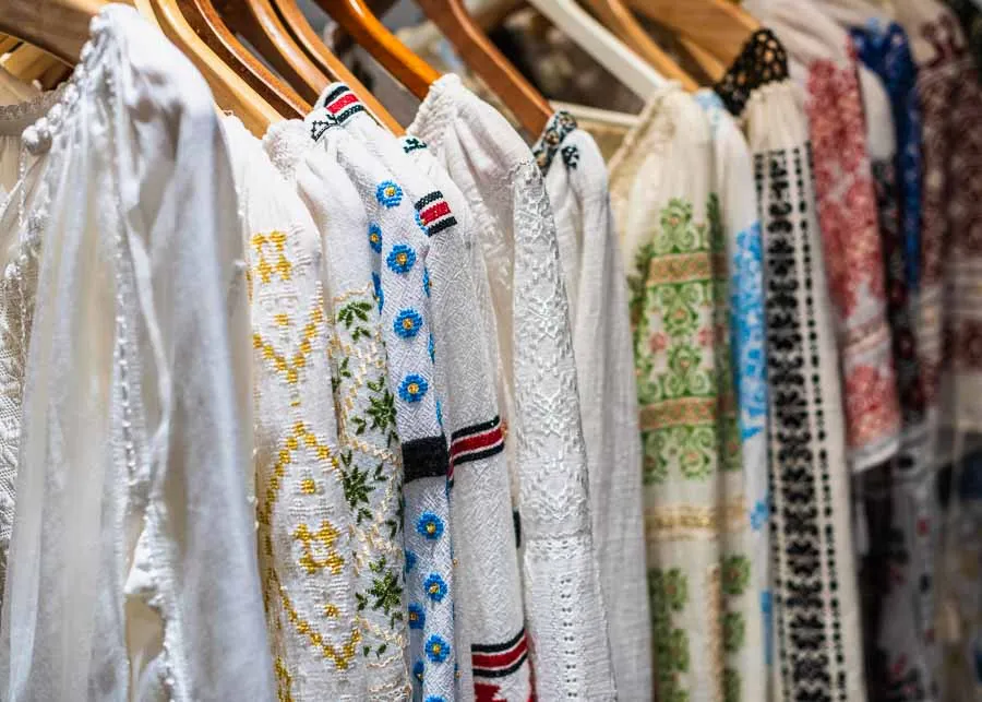 10 Authentic Romanian Souvenirs You Should Buy in Romania - Featured image