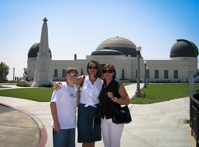 People in front of Griffith Observatory 