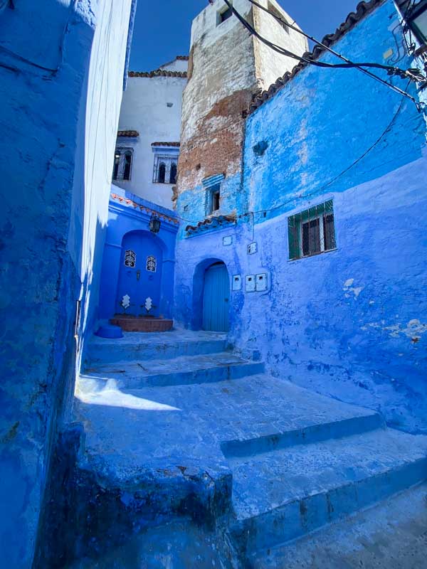 Narrow alley in Chefchaouen